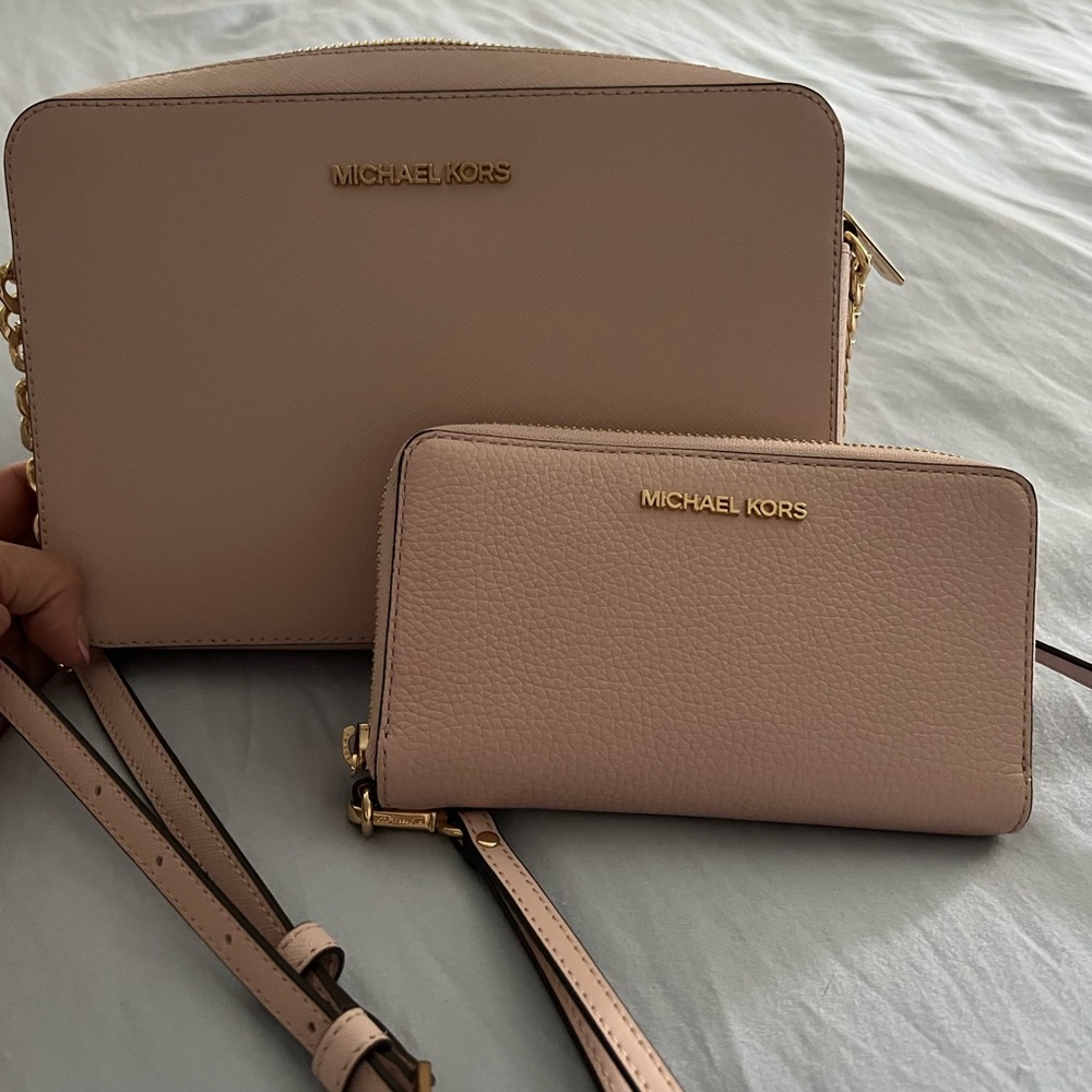 Michael Kors Blush Crossbody Bag and Wallet Set